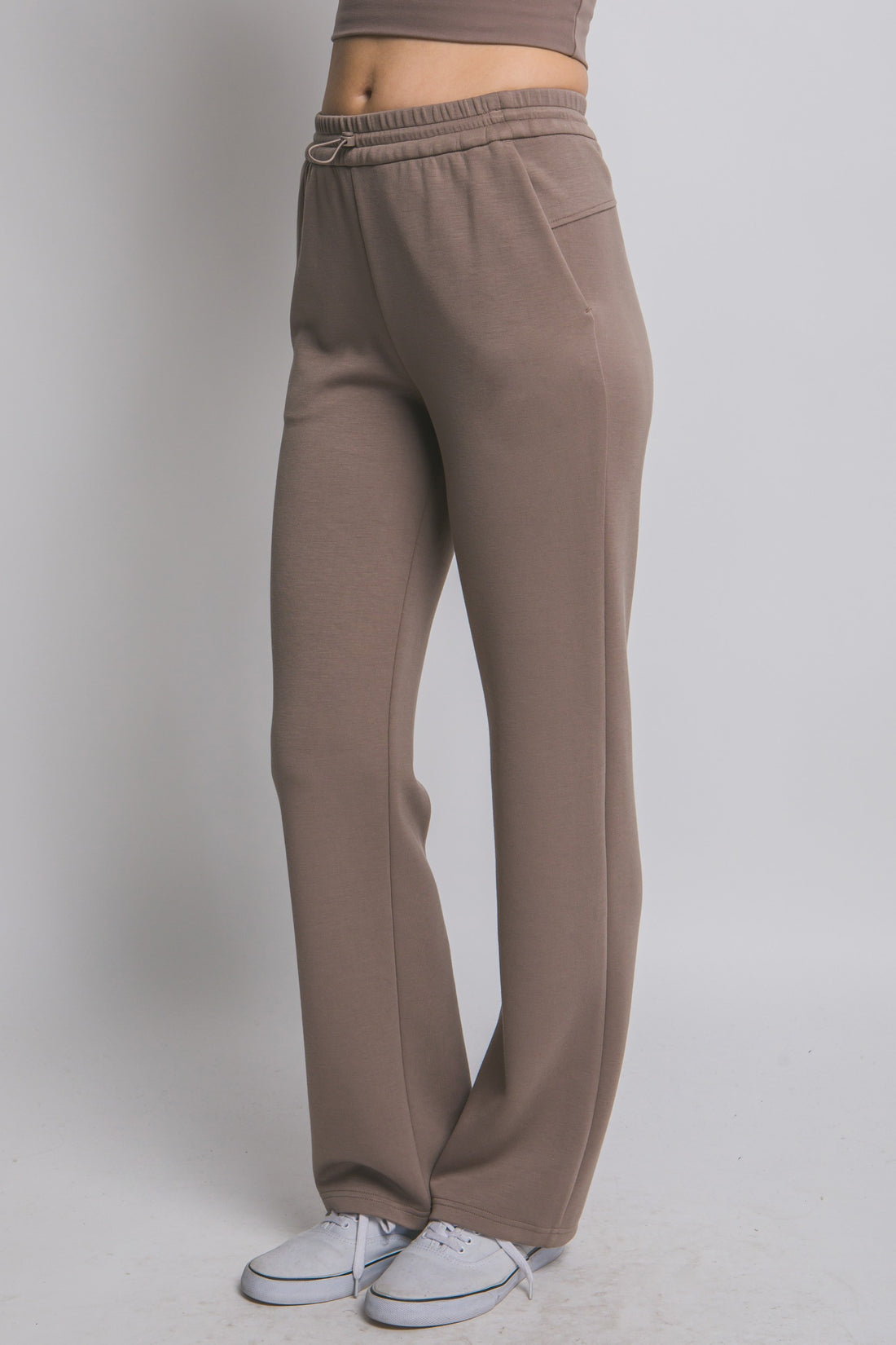 Straight Leg Sweatpants w Pockets