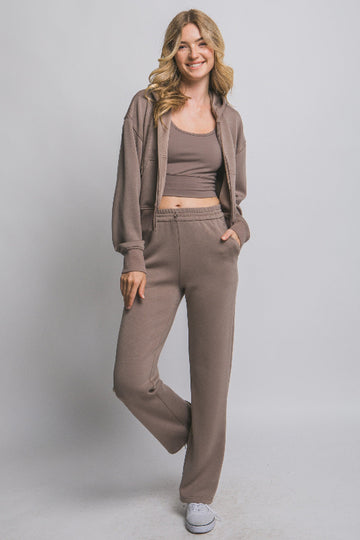 Straight Leg Sweatpants w Pockets