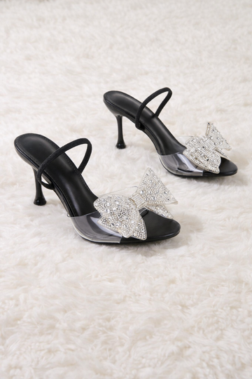 Pointy Toe Heel With Bow Design