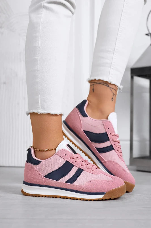 Low Top Sneaker With Stripes